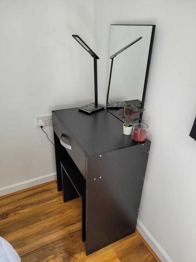 Stunning 1 Bedroom Apartment In London Eksteriør billede