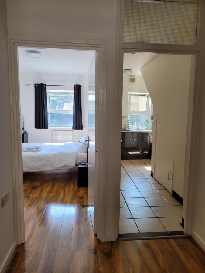 Stunning 1 Bedroom Apartment In London Eksteriør billede
